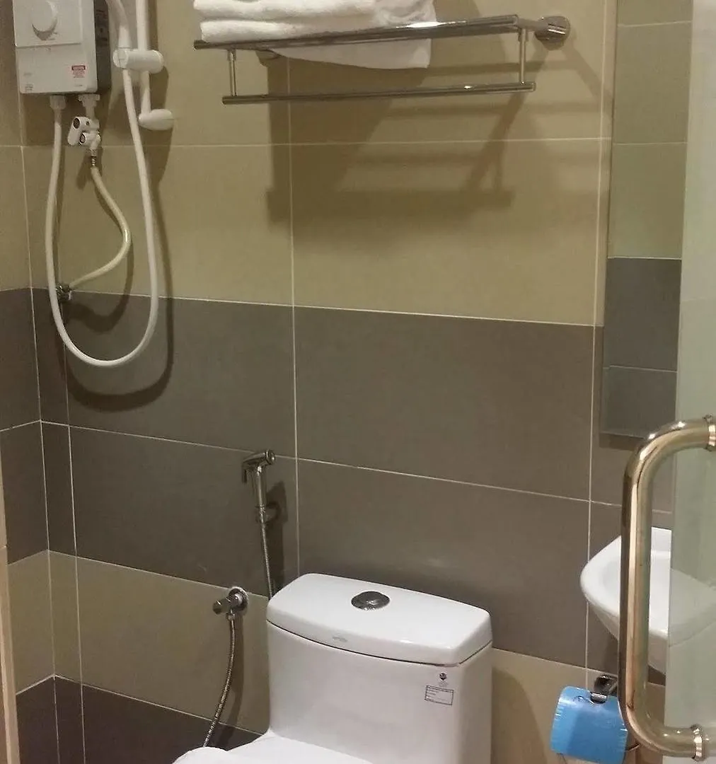 Aurora Hotel Malacca 2*,  Malaysia