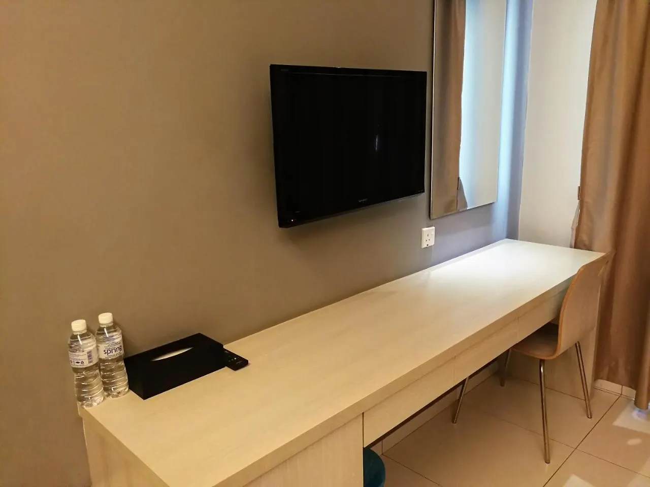 奥洛拉酒店 Malacca 2*,